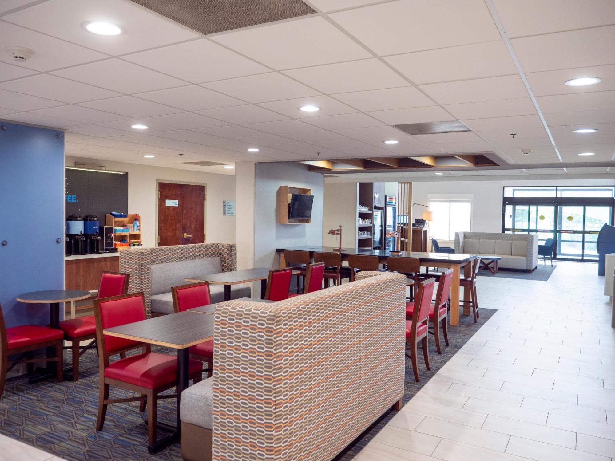 Holiday Inn Express & Suites Greenville Airport I85 By Ihg Kültér fotó